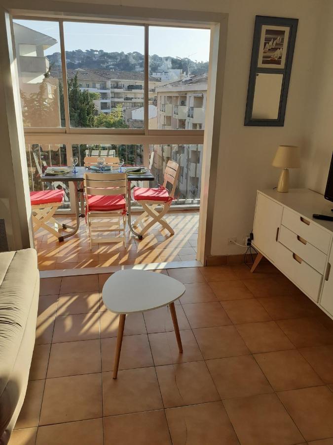 T1 Bis A 50 M De La Plage Sainte-Maxime Eksteriør billede